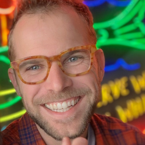 Meet your Posher, David - Picture 1 of 1